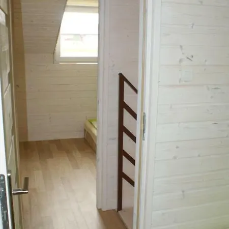 Ferienhaus Drewniane Trebor *