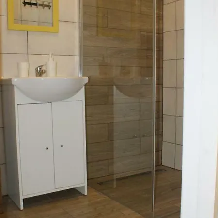 Ferienhaus Drewniane Trebor *